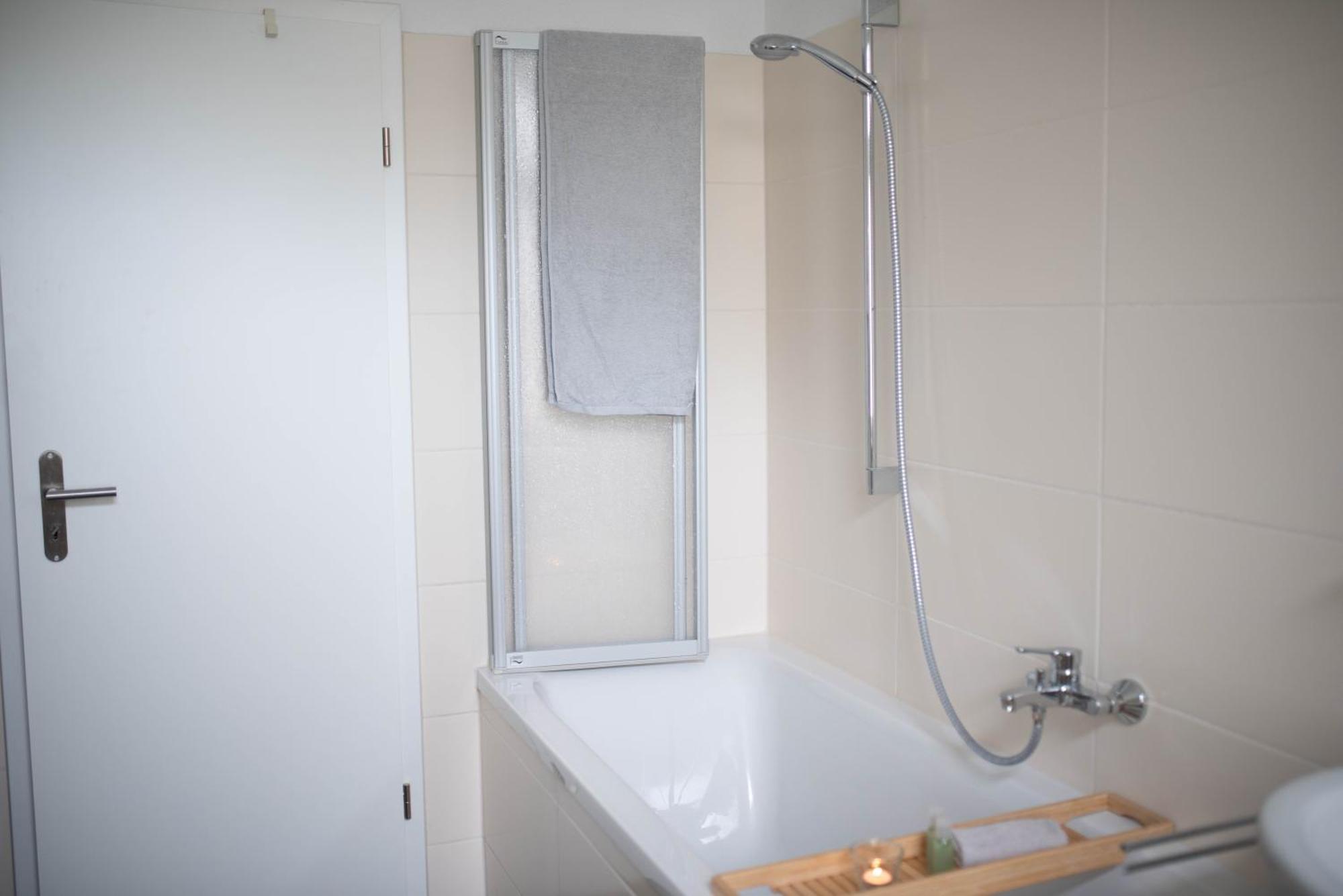 Zentral Smart Apartment Цвиккау Экстерьер фото